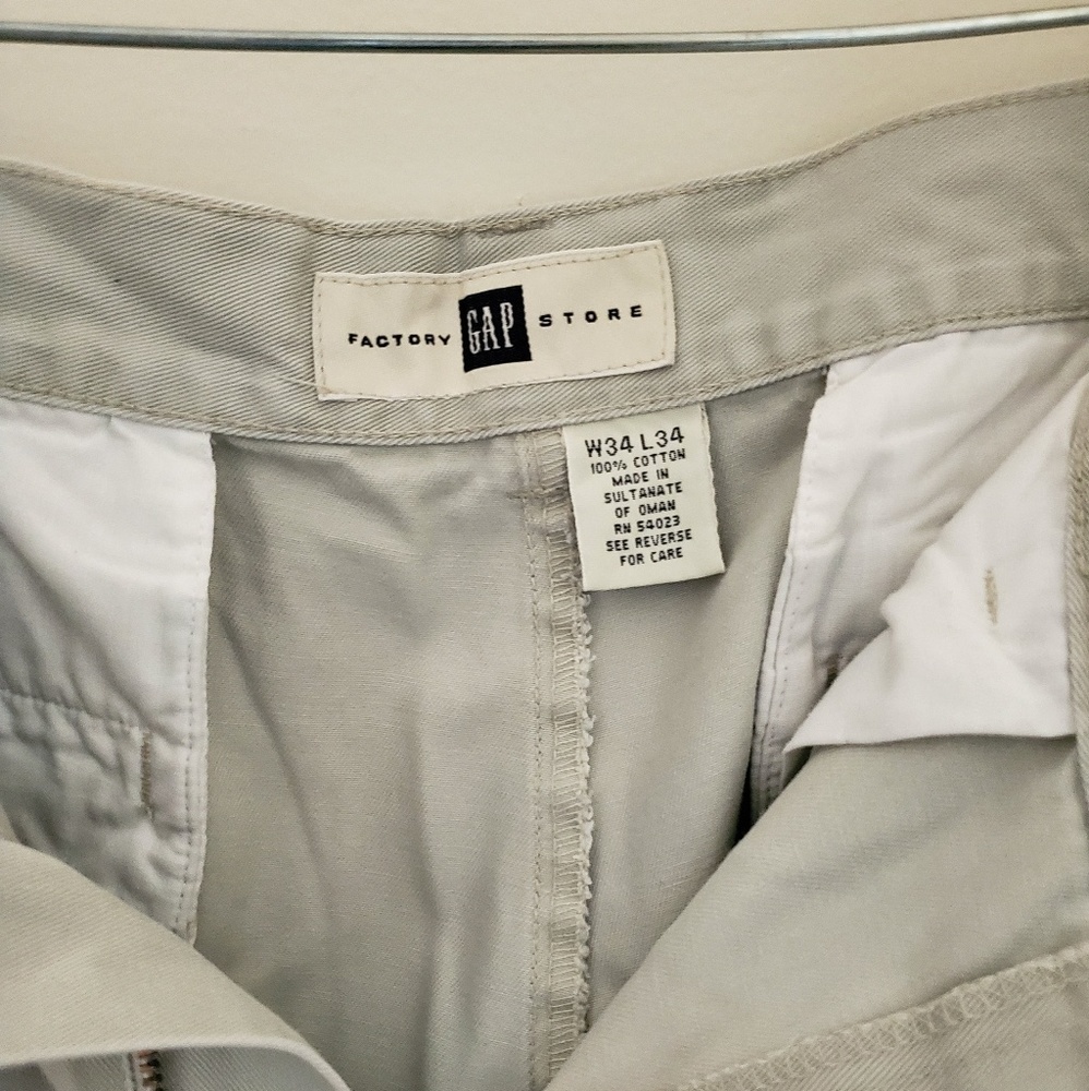 Gap khaki pants
